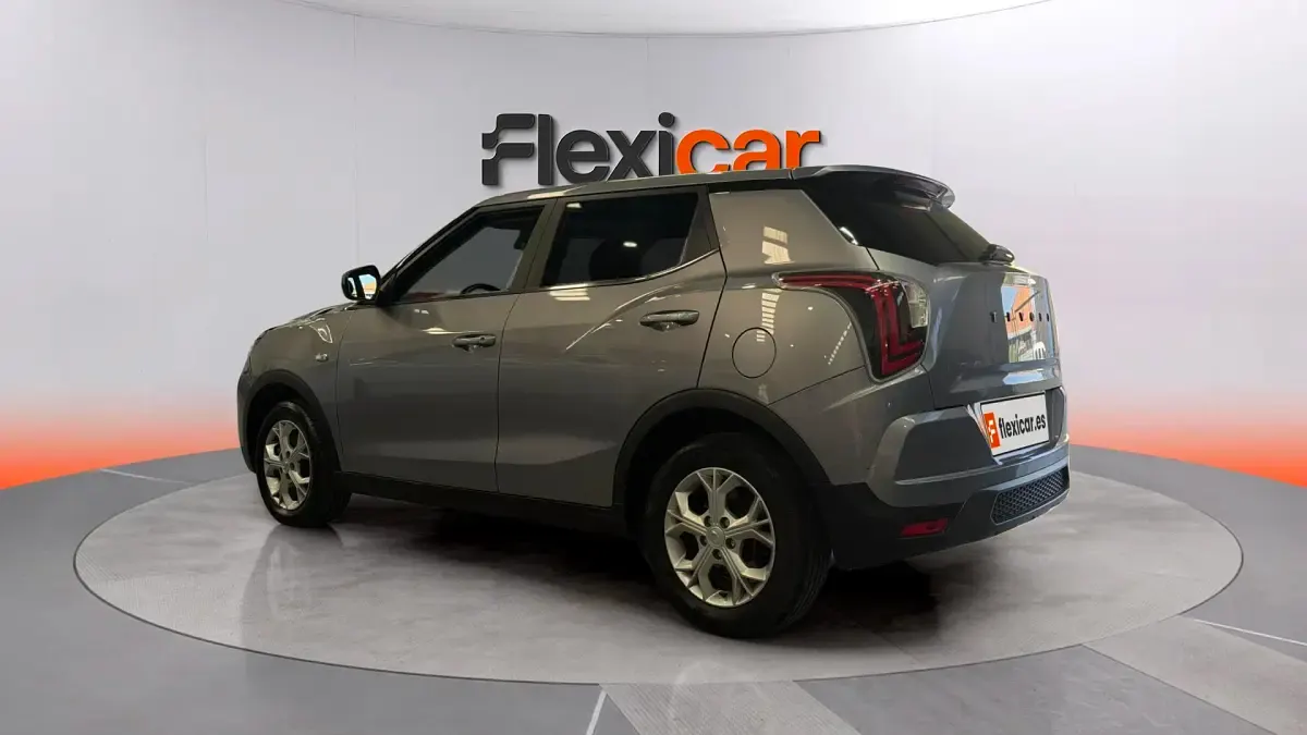 Usado SsangYong Tivoli 163 CV (119 kW) 2024 Gris SUV
