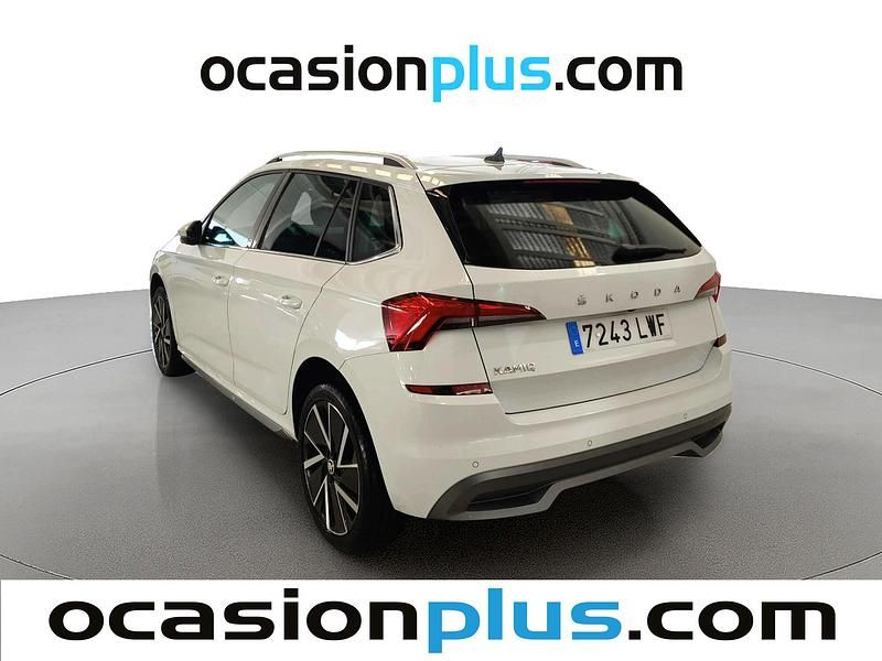 Usado Skoda Kamiq Style 110 CV (80 kW) 2022 Blanco SUV