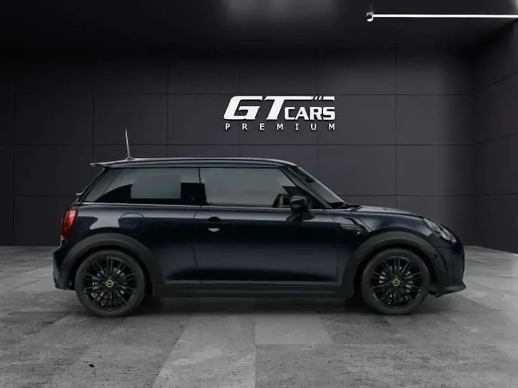 Usado Mini Cooper SE 135 kW (184 CV) 2021 Negro Utilitario