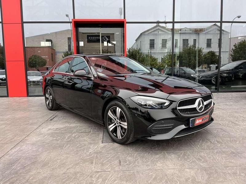 Usado Mercedes C200 163 CV (119 kW) 2022 Negro Berlina