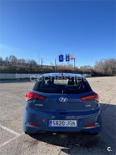 Occasion Hyundai i20 84 ch (61 kW) 2015 Bleue Berline