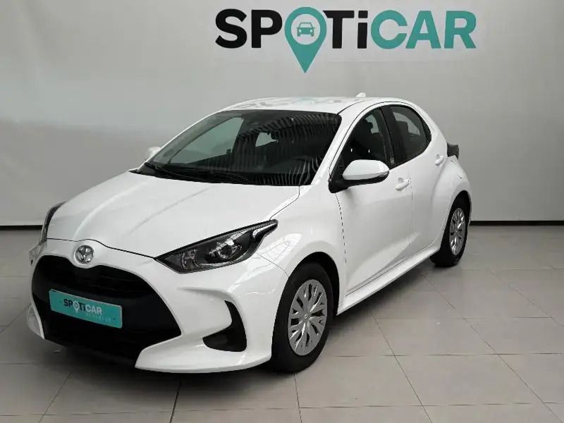 Blanco Usado 2022 Toyota Yaris Business Edition Berlina | 15.990 € (Precio justo) - Imagen 1/4