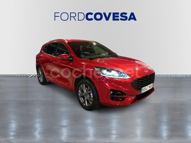 Usado Ford Kuga ST-Line X 225 CV (165 kW) 2022 Rojo SUV