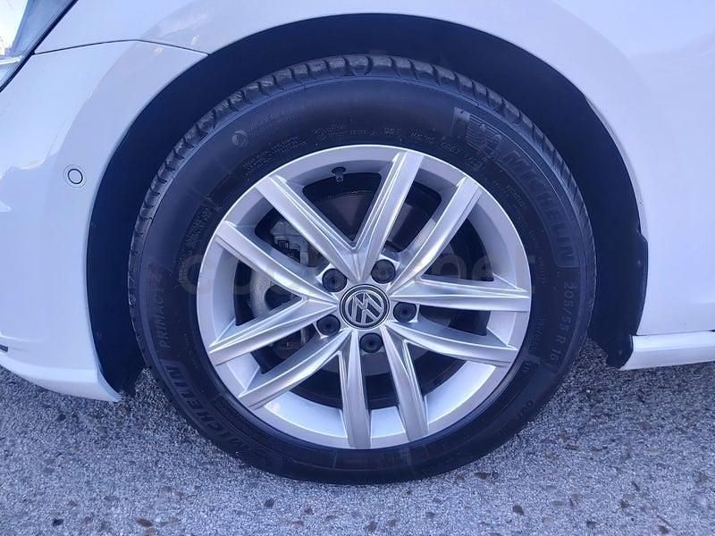 Usado VW Golf VII Advance 115 CV (84 kW) 2018 Blanco Berlina