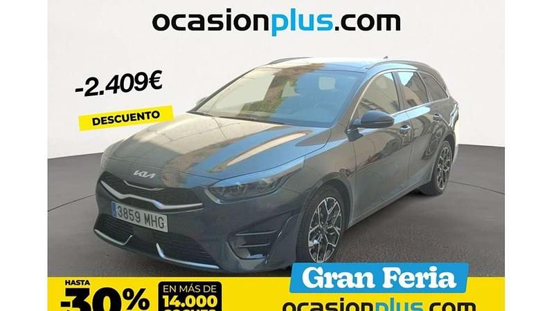 Gris Usado 2023 Kia Ceed GT GT-Line Familiar | 24.091 € (Precio justo) - Imagen 1/4