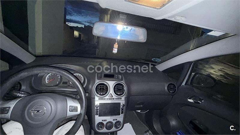 Usado Opel Corsa Expression 85 CV (62 kW) 2012 Gris / plata Berlina