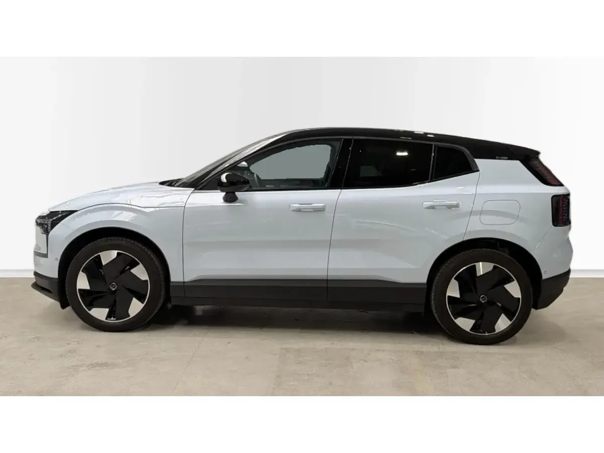 Usado Volvo EX30 Ultra 200 kW (272 CV) 2024 Blanco SUV