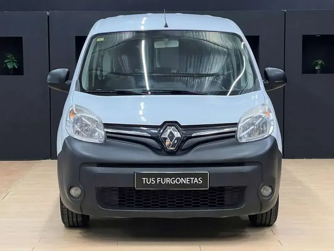Usado Renault Kangoo 75 CV (55 kW) 2018 Blanco Monovolumen