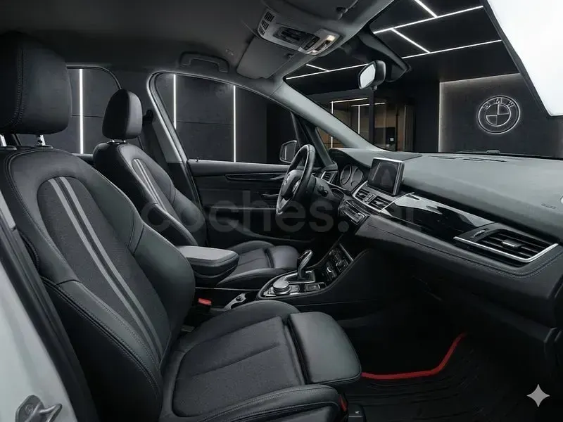 Usado BMW 220 Sport Line 192 CV (141 kW) 2019 Blanco Familiar