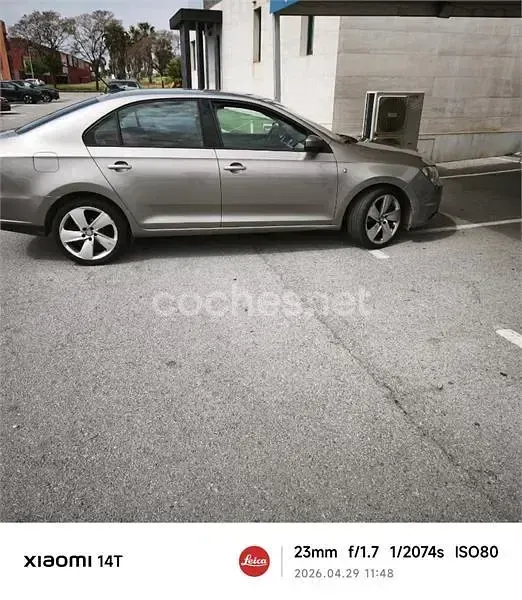 Usado Seat Toledo Style 105 CV (77 kW) 2012 Gris / plata Utilitario