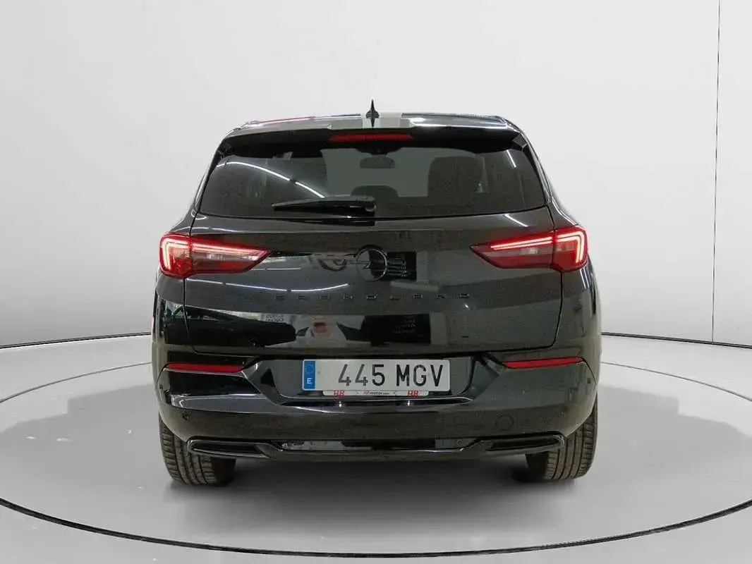 Usado Opel Grandland X GS Line 131 CV (96 kW) 2023 Negro SUV