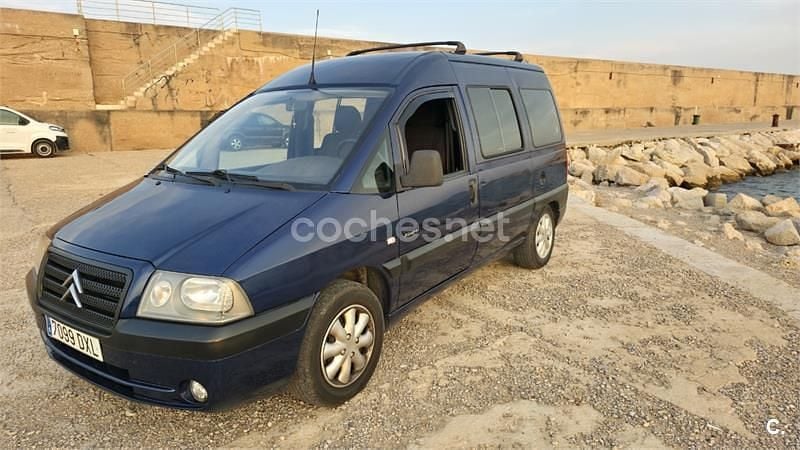 Azul Usado 2024 Citroën Jumpy Monovolumen | 9100 € (Super precio) - Imagen 1/4