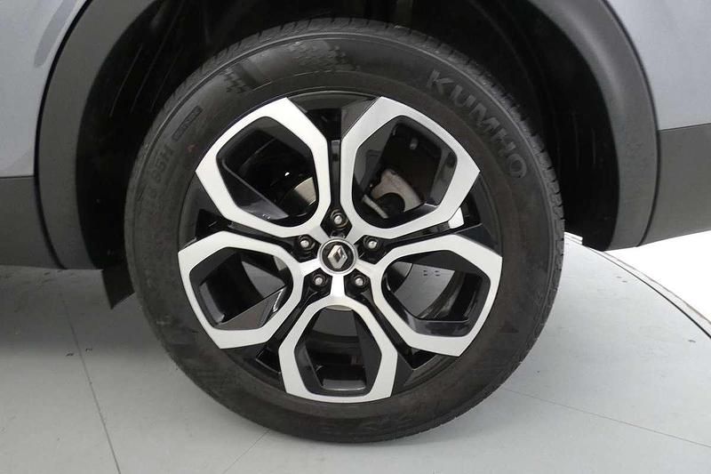 Usado Renault Arkana Techno 140 CV (102 kW) 2023 Gris SUV