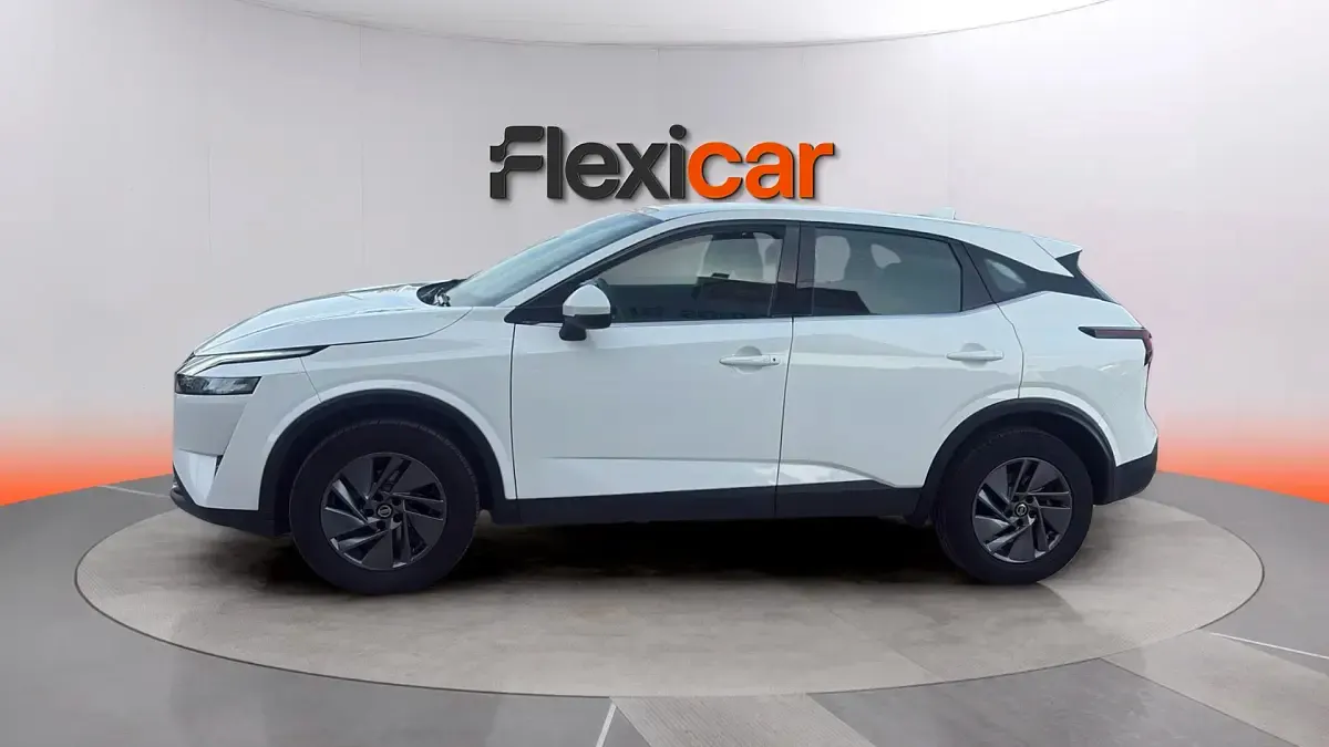 Usado Nissan Qashqai Acenta 140 CV (102 kW) 2022 Blanco SUV