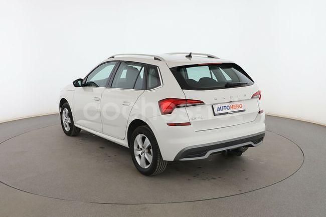 Usado Skoda Kamiq Ambition 116 CV (85 kW) 2020 Blanco SUV