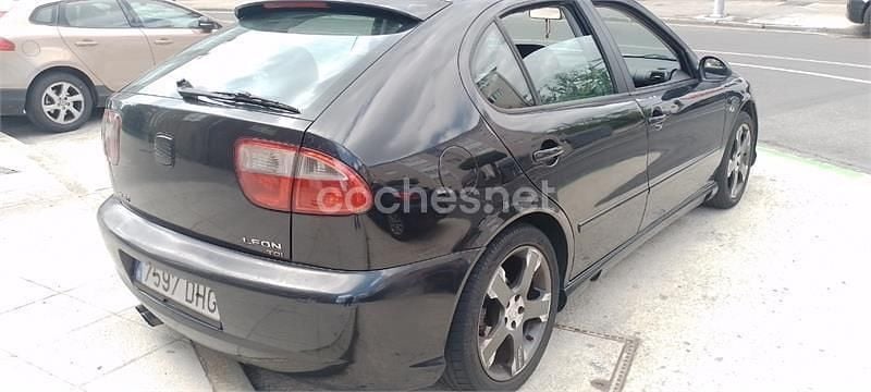 Occasion Seat Leon FR 150 PK (110 kW) 2005 Zwart Hatchback