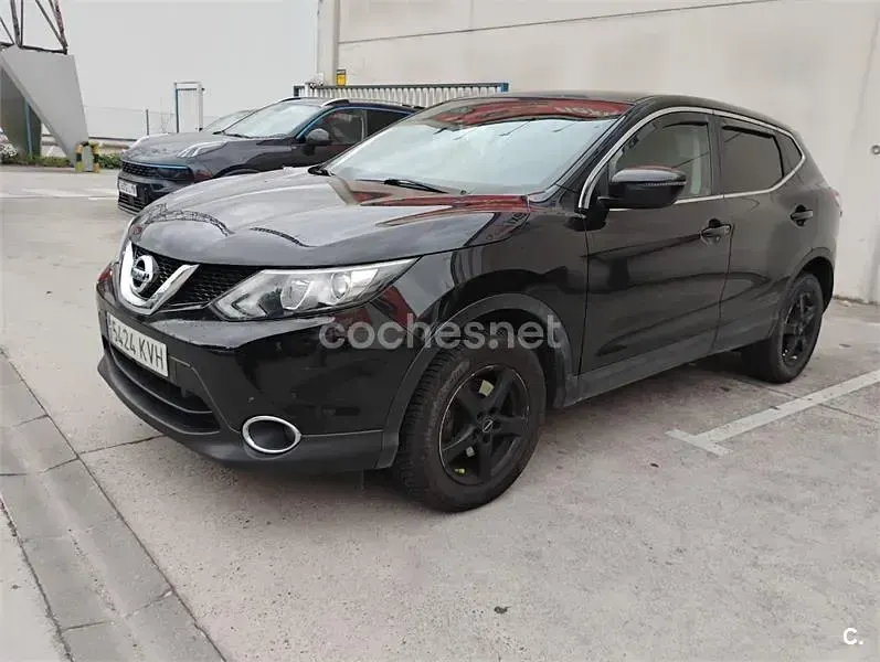 Usado Nissan Qashqai Acenta 130 CV (95 kW) 2016 Negro SUV