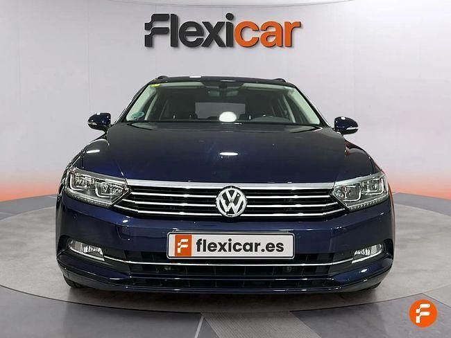 Usado VW Passat Advance 150 CV (110 kW) 2018 Azul Familiar