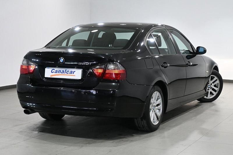 Usado BMW 320 Comfort Edition 170 CV (125 kW) 2008 Negro Berlina