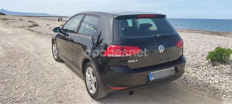 Usado VW Golf VII Edition 105 CV (77 kW) 2014 Negro Berlina