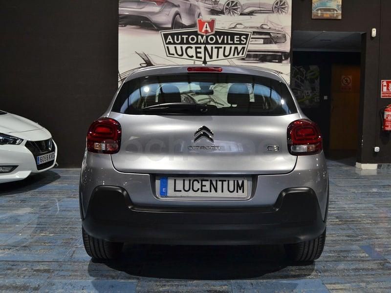 Usado Citroën C3 Feel 83 CV (61 kW) 2021 Gris / plata Berlina