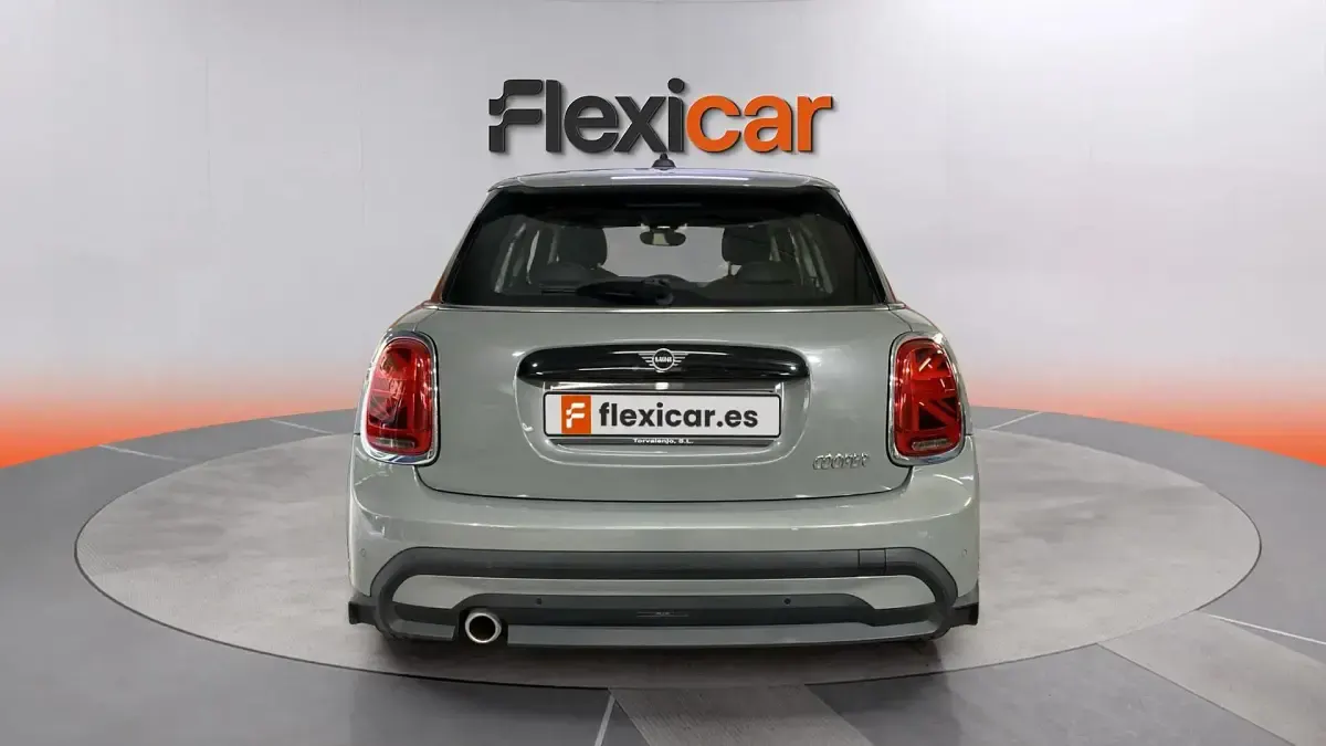 Usado Mini Cooper 136 CV (100 kW) 2022 Gris Utilitario