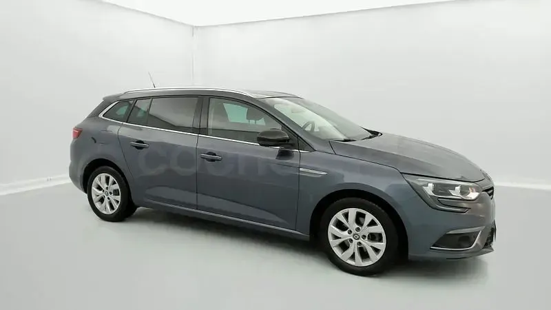 Usado Renault Mégane IV Intens 115 HP (84 kW) 2020 Cinzento Sedan