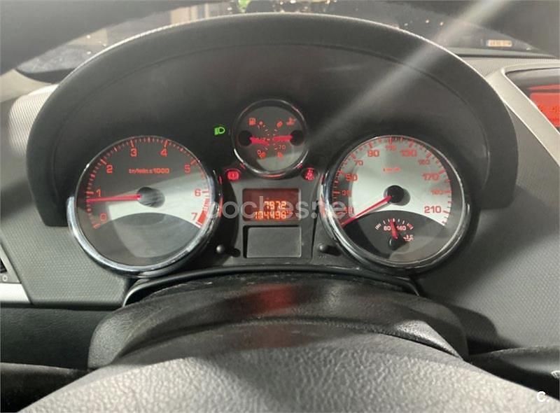 Usado Peugeot 207 90 CV (66 kW) 2007 Azul Berlina