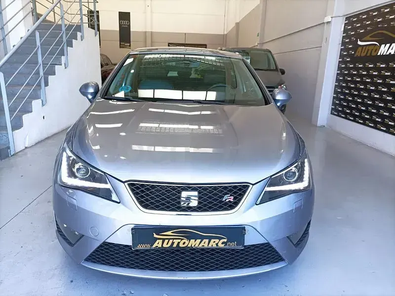 Usado Seat Ibiza FR 110 CV (80 kW) 2017 Azul Berlina
