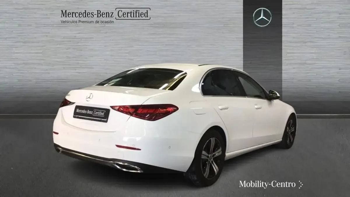 Usado Mercedes C200 163 CV (119 kW) 2025 Blanco polar Berlina