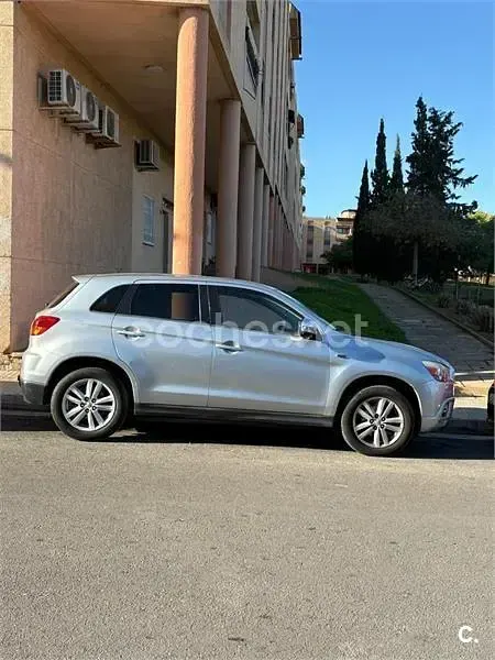 Usado Mitsubishi ASX Motion 116 CV (85 kW) 2010 Gris / plata SUV