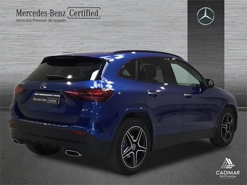 Usado Mercedes GLA200 AMG line 163 CV (119 kW) 2025 Azul SUV