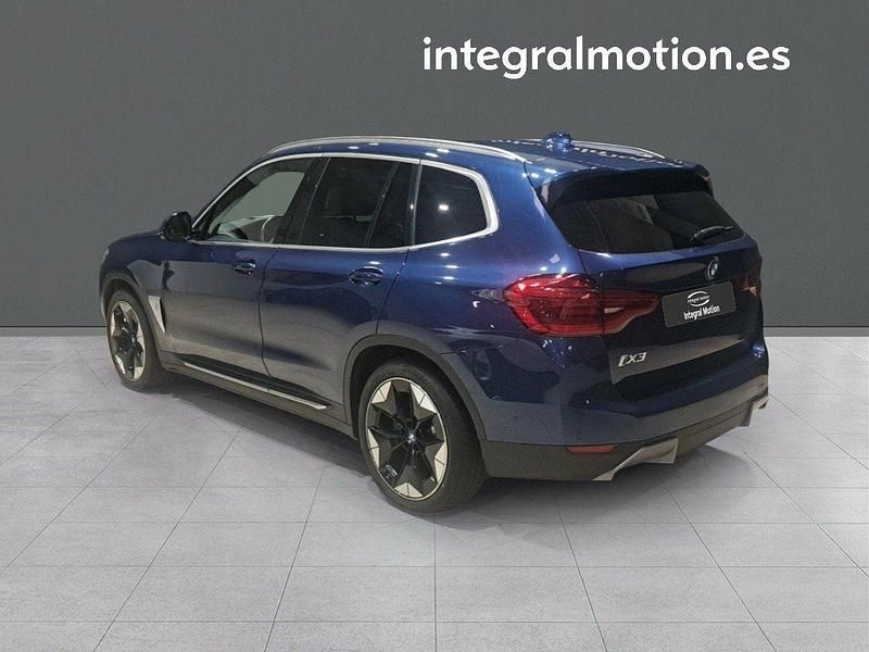 Usado BMW iX3 209 kW (285 CV) 2021 Azul SUV