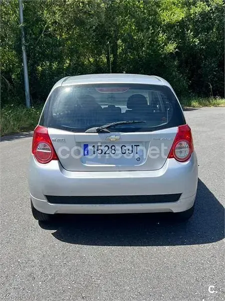 Usado Chevrolet Aveo LT 100 CV (73 kW) 2008 Gris / plata Berlina
