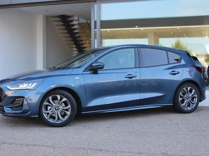 Nuevo Ford Focus ST-Line X 155 CV (114 kW) 2025 Azul Berlina