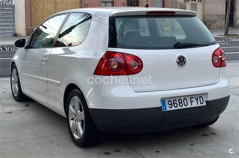 Usado VW Golf V GT 140 CV (102 kW) 2007 Blanco Berlina