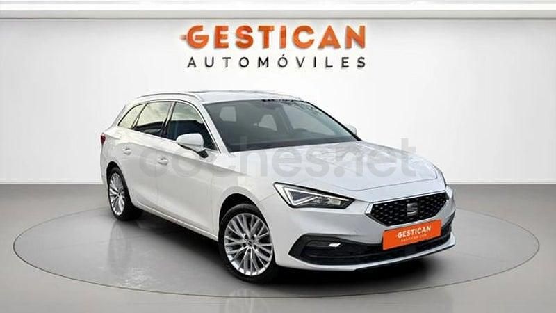 Usado Seat Leon XCELLENCE 204 CV (150 kW) 2022 Blanco Familiar