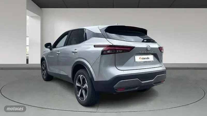 Usado Nissan Qashqai N-Connecta 140 CV (102 kW) 2024 Plateado SUV