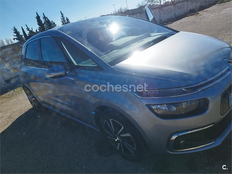 Usado Citroën C4 SpaceTourer Feel 120 CV (88 kW) 2018 Gris / plata Monovolumen