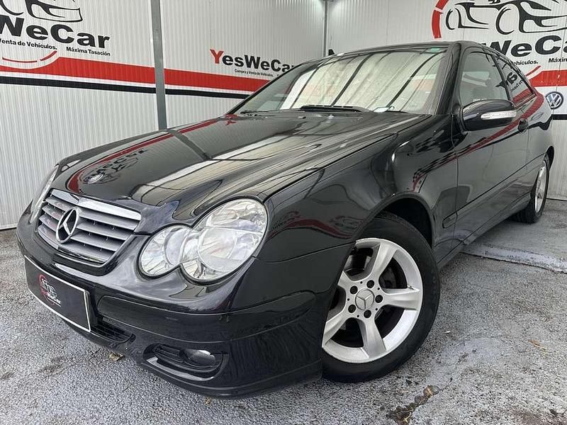 Usado Mercedes C180 Sport Edition 143 CV (105 kW) 2005 Negro Coupe