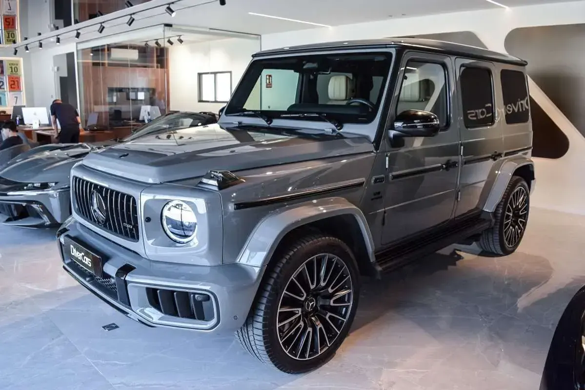 Nuevo Mercedes G63 AMG Exclusive 585 CV (430 kW) 2026 Gris SUV