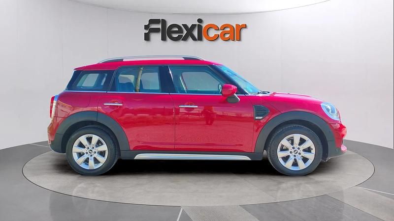 Usado Mini One D Countryman 117 CV (86 kW) 2019 Rojo SUV