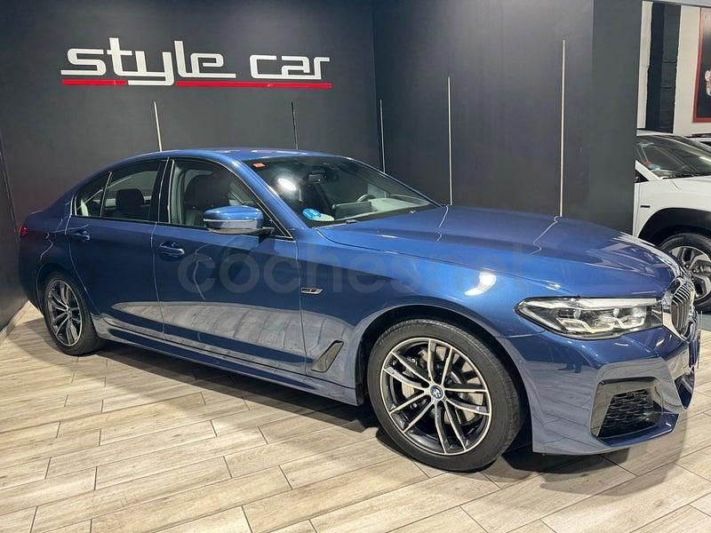 Usado BMW 530e Comfort Edition 292 CV (214 kW) 2021 Azul Berlina