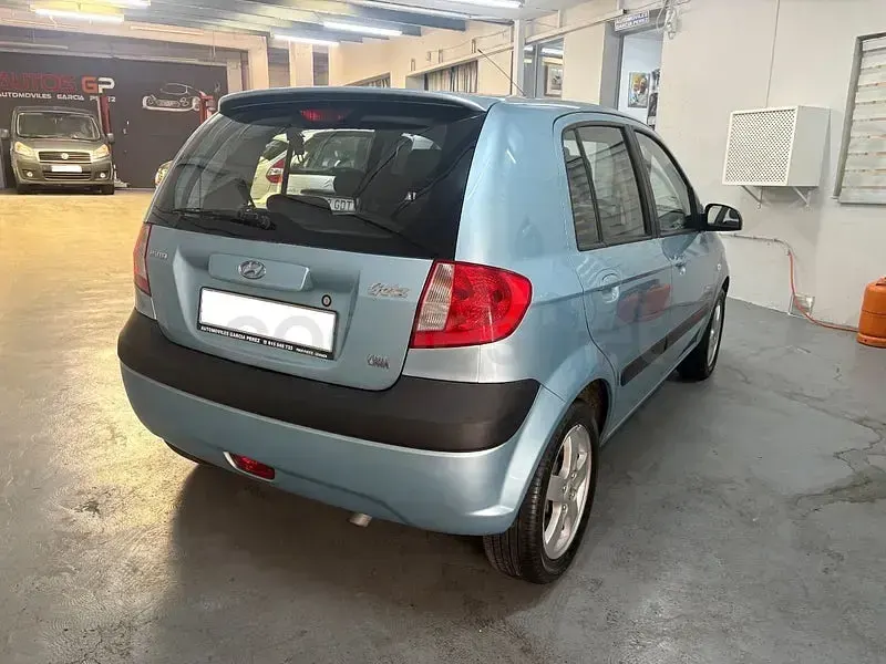 Usado Hyundai Getz GLS 110 CV (80 kW) 2006 Azul Utilitario