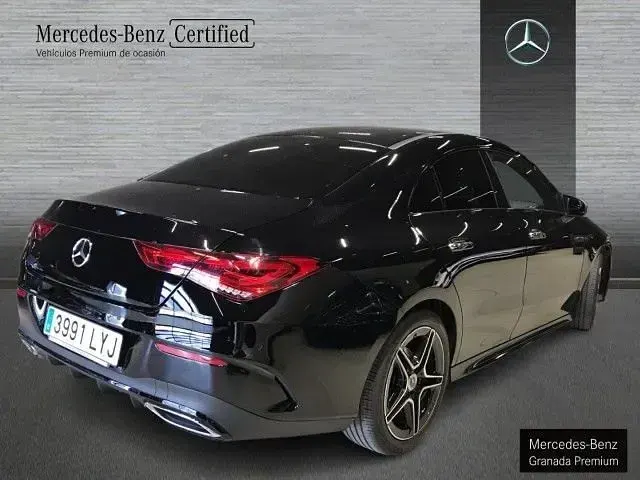 Usado Mercedes CLA180 AMG line 136 CV (100 kW) 2022 Negro noche Coupe