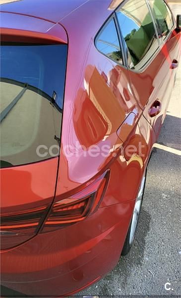 Usado Seat Leon FR 150 CV (110 kW) 2017 Rojo Berlina