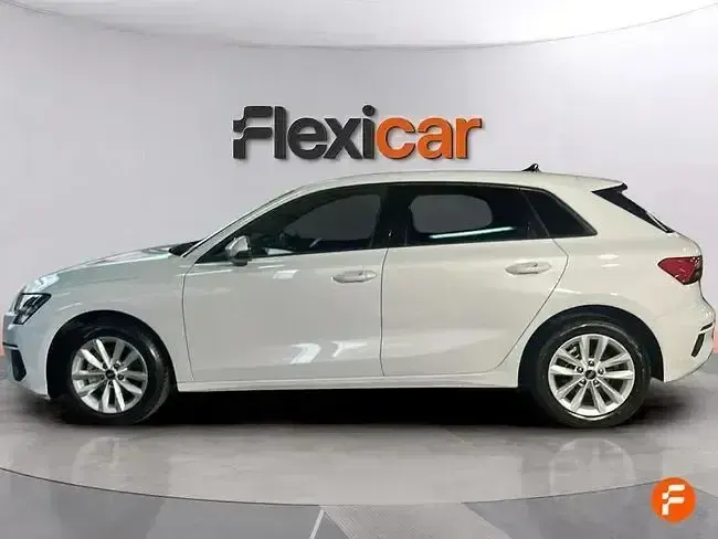 Usado Audi A3 Sportback 110 CV (80 kW) 2023 Blanco Utilitario