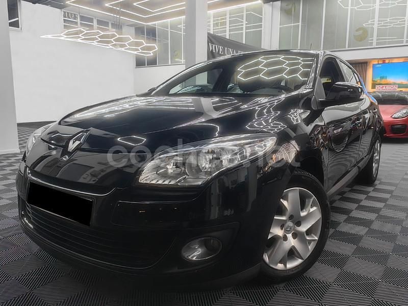 Negro Usado 2012 Renault Mégane Authentique Berlina | 7990 € (Precio justo) - Imagen 1/4