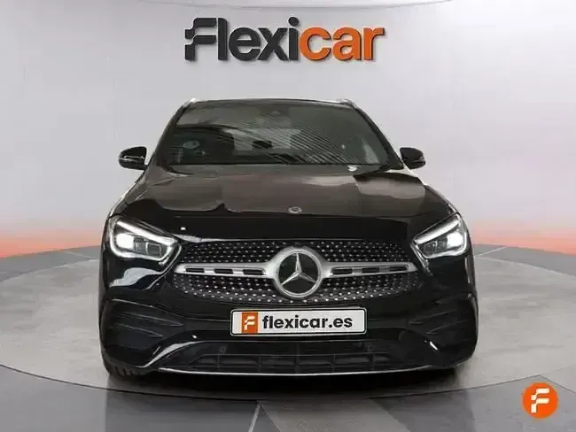 Usado Mercedes GLA200 150 CV (110 kW) 2021 Negro SUV
