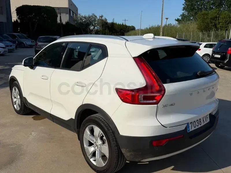Usado Volvo XC40 150 CV (110 kW) 2019 Blanco SUV
